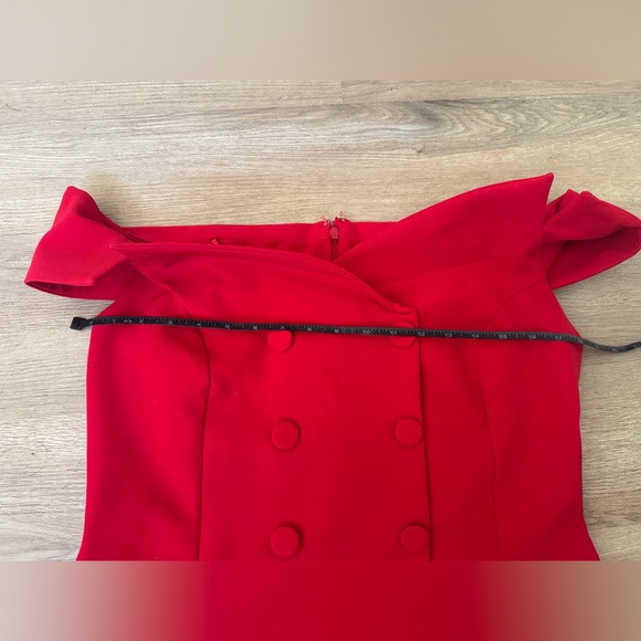 Express off the shoulder suit top - Picture 7 of 8